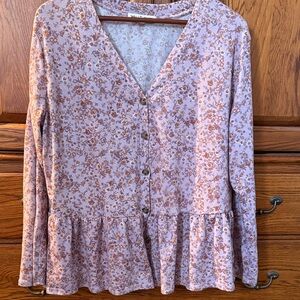 Wallflower flowy floral top